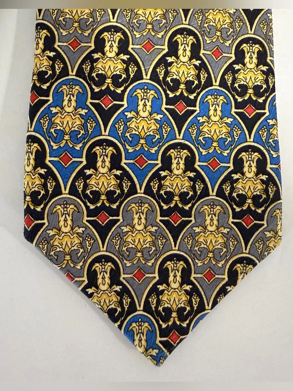 GIANNI VERSACE SILK TIE 90'S BAROQUE RED GOLD vintage